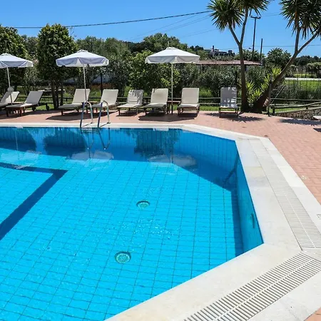 Konukevi Sunset & Koukounaries