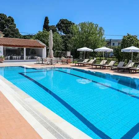 Sunset & Konukevi Koukounaries