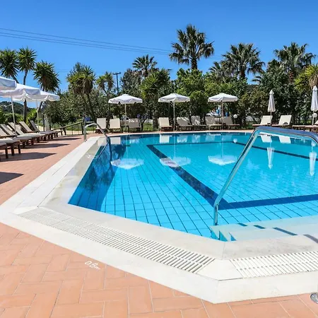 Konukevi Sunset & Koukounaries