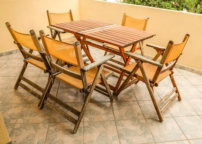 Sunset & Pensión Koukounaries